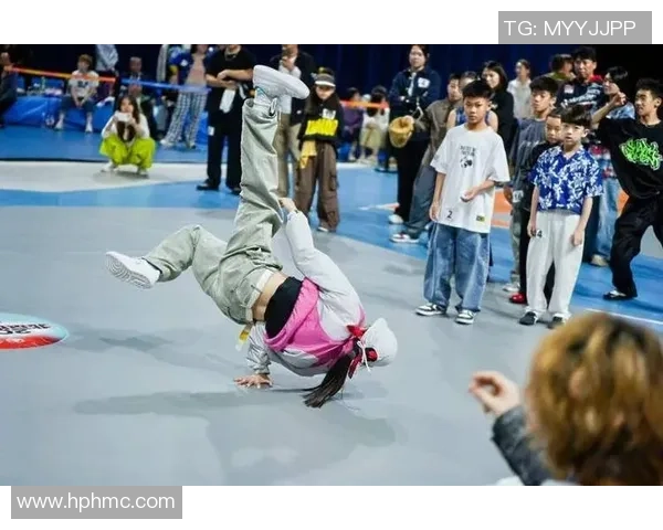 街舞战术揭秘:深入分析北京街舞队的防守策略与技巧 街舞战术揭秘:深入分析北京街舞队的防守策略与技巧