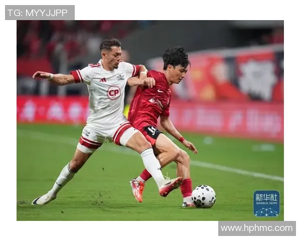 成都足球队的速度之谜：揭秘他们如何在赛场上迅速崛起