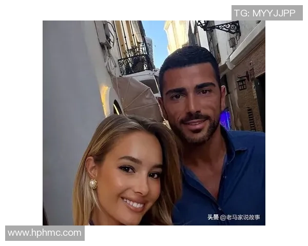 足球明星与歌手的恋情揭秘那些甜蜜的爱情故事与背后的精彩瞬间 足球明星与歌手的恋情揭秘那些甜蜜的爱情故事与背后的精彩瞬间